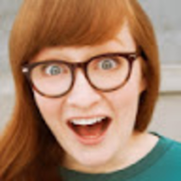 Meet your Posher, Greta - Picture 1 of 1